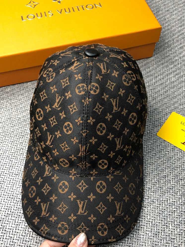 ブランド帽子側面デザイン